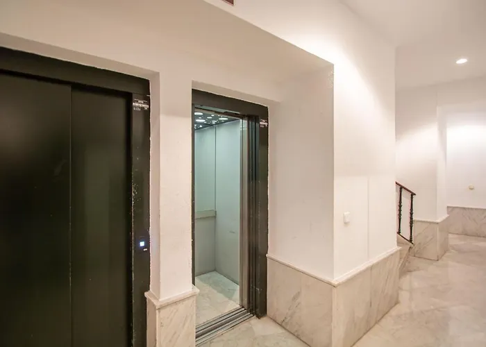 Escapada Romantica, 2 Pax, Centro Historico * Seville